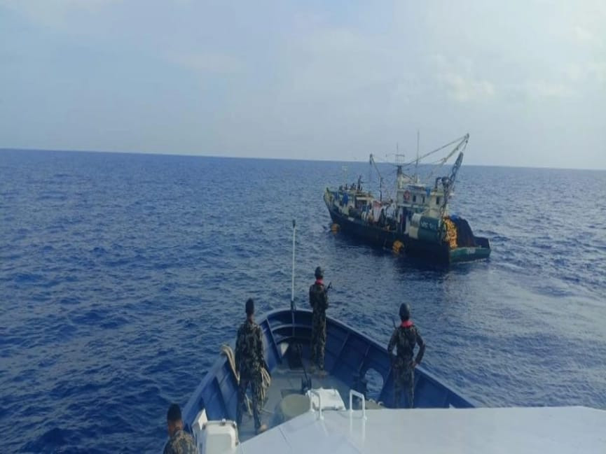 Kepergok Tangkap Ikan di Laut Indonesia, Kapal Filipina Disergap
