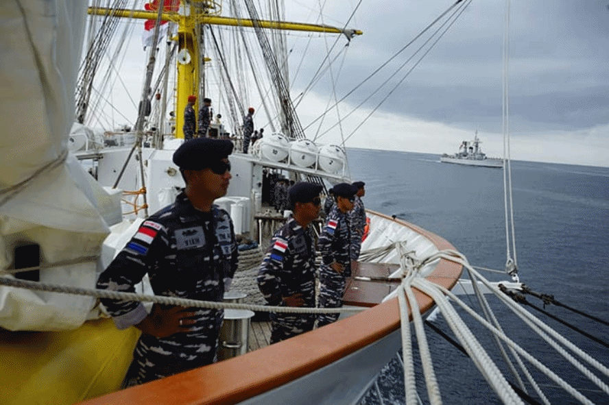 6 Bulan Pelayaran Muhibah Keliling Dunia, KRI Bima Suci Tiba di Indonesia