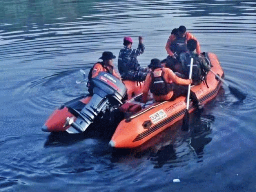 Aksi Cepat Tanggap, Prajurit TNI AL Temukan 3 Jenazah Korban Laka Laut di Perairan Selayar