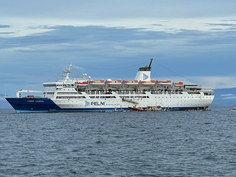 Singgah Perdana, PELNI Hadirkan KM Dorolonda di Pelabuhan Waren