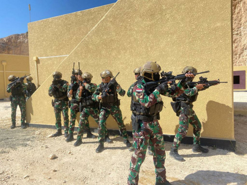 Prajurit Marinir TNI AL Unjuk Kemampuan Tempur di Latma Purkota Yordania
