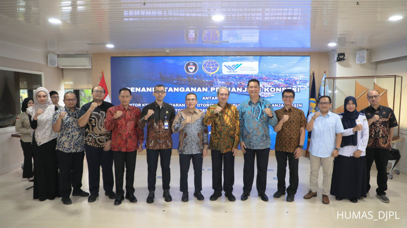 Kemenhub Teken Kerjasama Pengelolaan Terminal Pelabuhan Talenta Bumi Banjarmasin