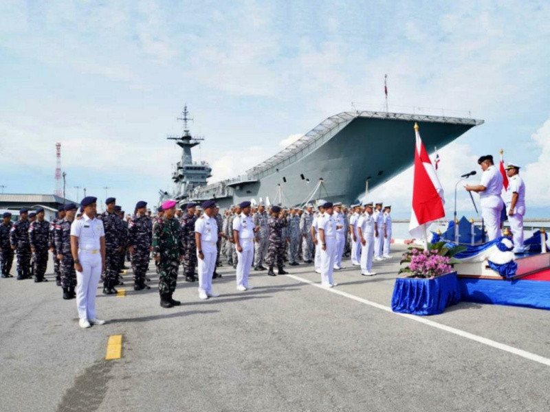 KRI REM-331 Fergat TNI AL Adu Kemampuan Tempur Laut dengan Royal Thai Navy