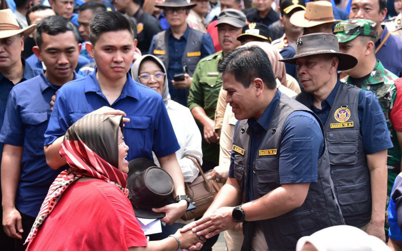 Bakti Sosial TNI AL di Sukabumi: Pengobatan Gratis, Makan Bergizi, Warga Gembira