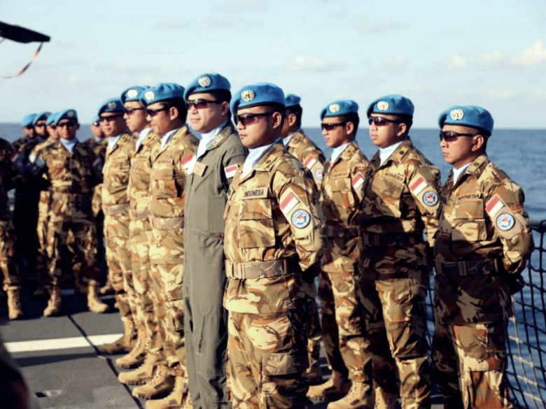 HUT ke-80 TNI, Patriotisme Satgas MTF Berkobar di Laut Mediterania