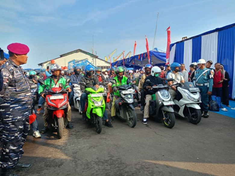 Mudik Naik Kapal Perang TNI AL, 1.447 Pemudik Tiba di Semarang