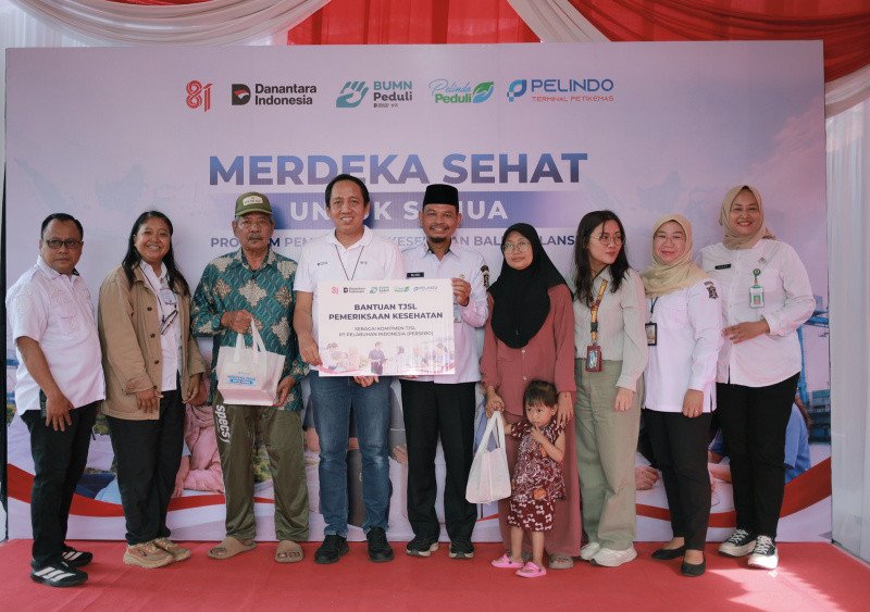 Gebyar Kemerdekaan,  Pelindo Terminal Petikemas  Periksa Kesehatan 200 Balita dan Lansia di Kawasan Pelabuhan 
