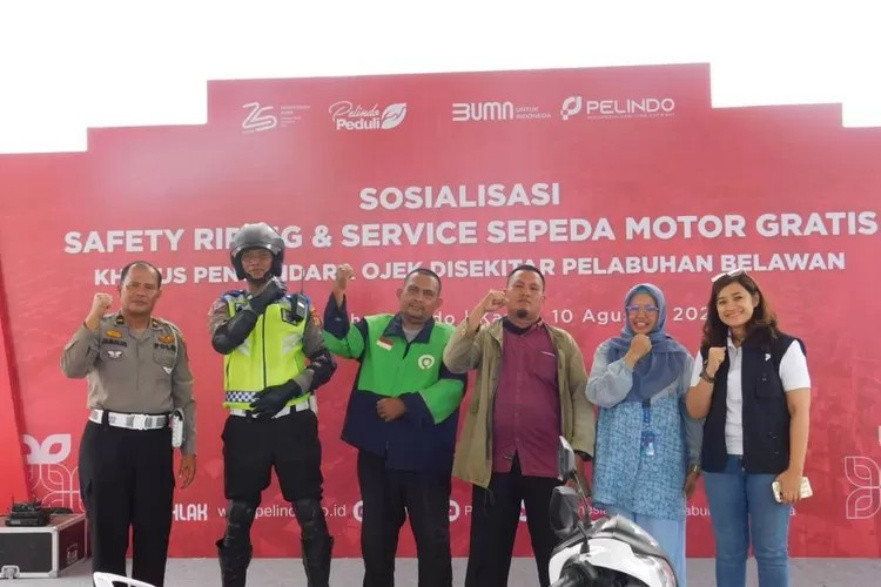 Tukang Ojek di Belawan Gembira, Pelindo Group Beri Edukasi Safety Riding dan Service Motor Gratis