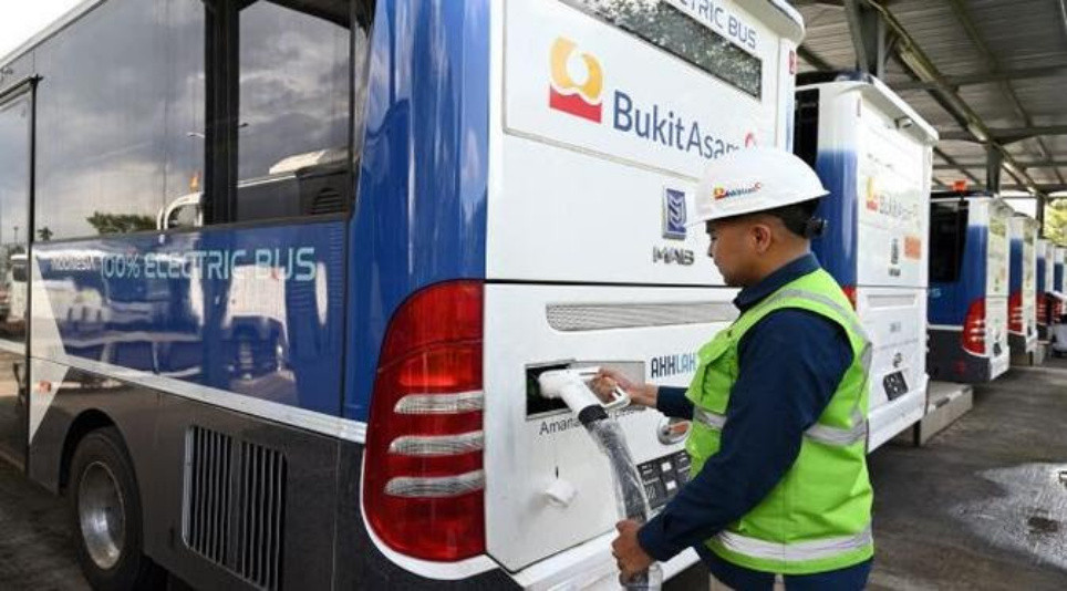 5 Bus Listrik Dioperasikan PT BA di Pelabuhan Tarahan Lampung