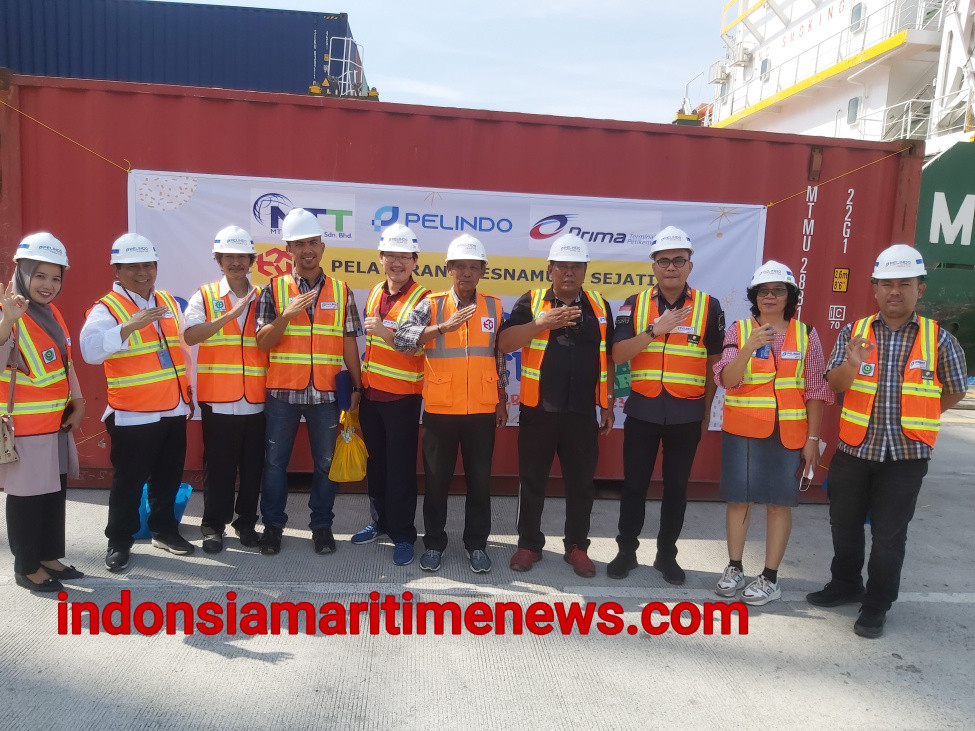 MV MTT SARIKEI Pelayaran  Perdana Rute  Baru Belawan-Port Kelang di HPN 2023 Medan