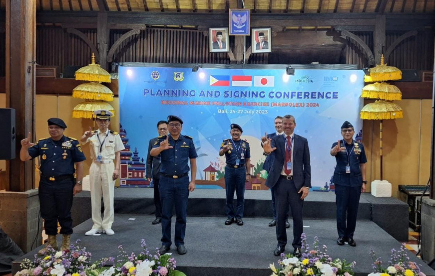 Coast Guard 3 Negara Bahas Latihan Bersama Tanggulangi Pencemaran Minyak di Laut