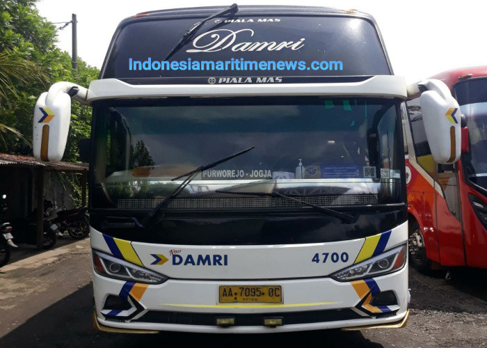 DAMRI Beri Edukasi 3.000 Pelajar Tentang Keselamatan Berkendara