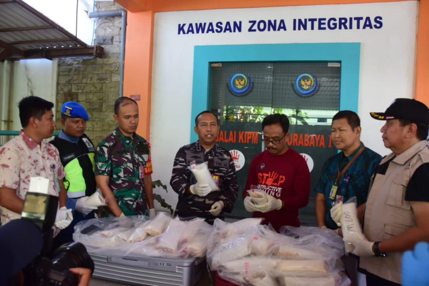 Benih Lobster 73 Bungkus di  Koper  Rp 8,9 M ke Singapura Gagal Diselundupkan Keburu Diciduk TNI AL
