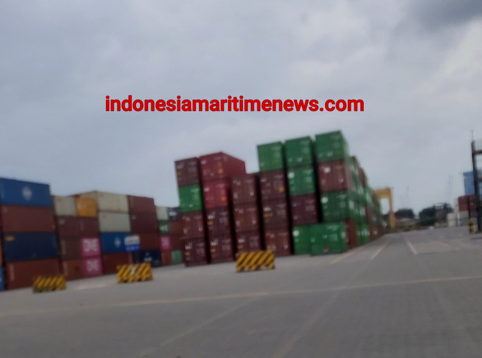 Pelindo Solusi Logistik  Efisiensi dan  Optimalkan Layanan Integrasi Multimoda 