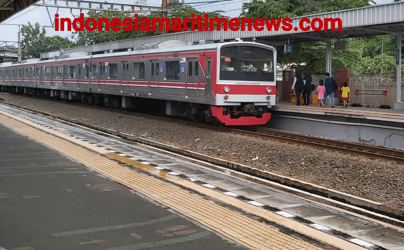 Mudik Lebaran Jakarta-Merak Takut Terjebak Macet, Yuuk Naik Kereta Api Saja